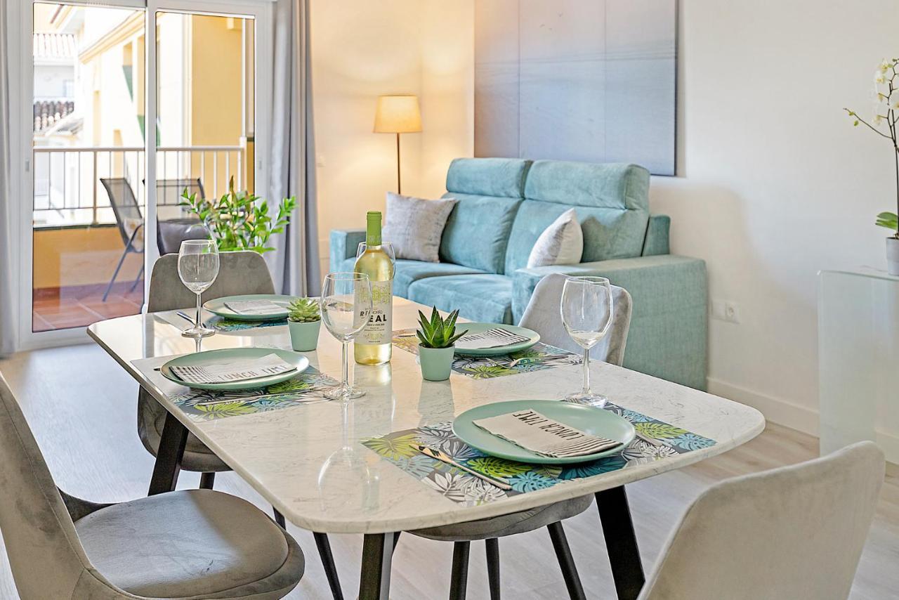 Divina Home Apartments Ла Кала де Михас Екстериор снимка