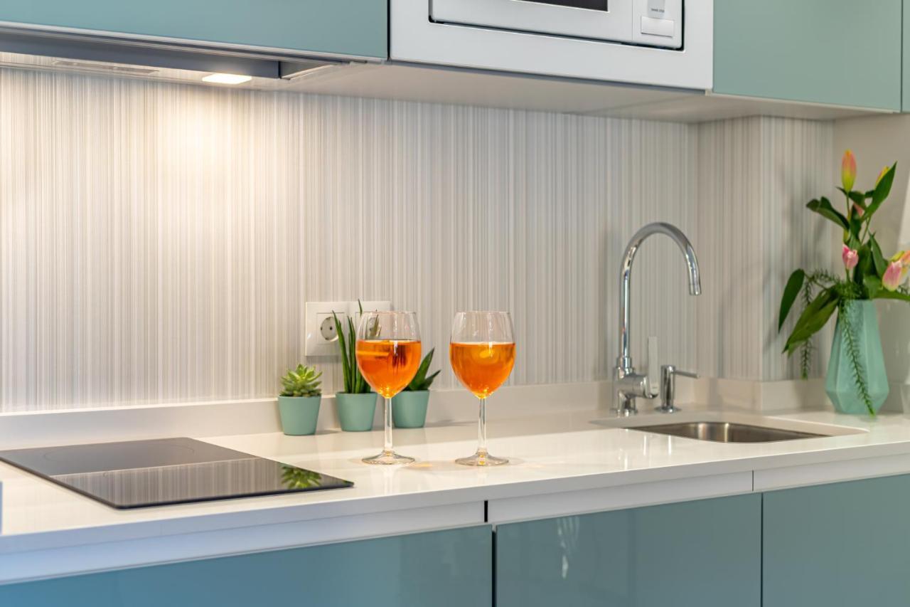 Divina Home Apartments Ла Кала де Михас Екстериор снимка