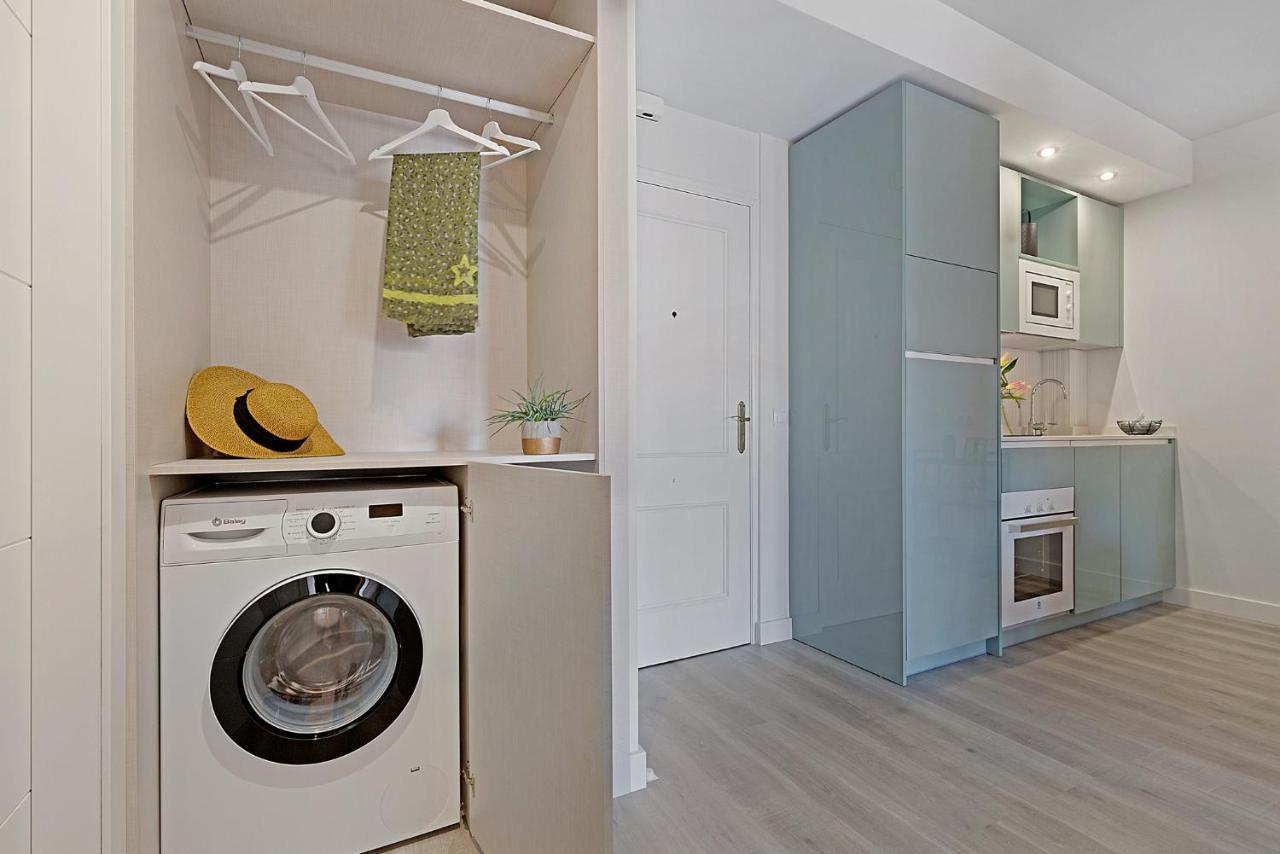 Divina Home Apartments Ла Кала де Михас Екстериор снимка