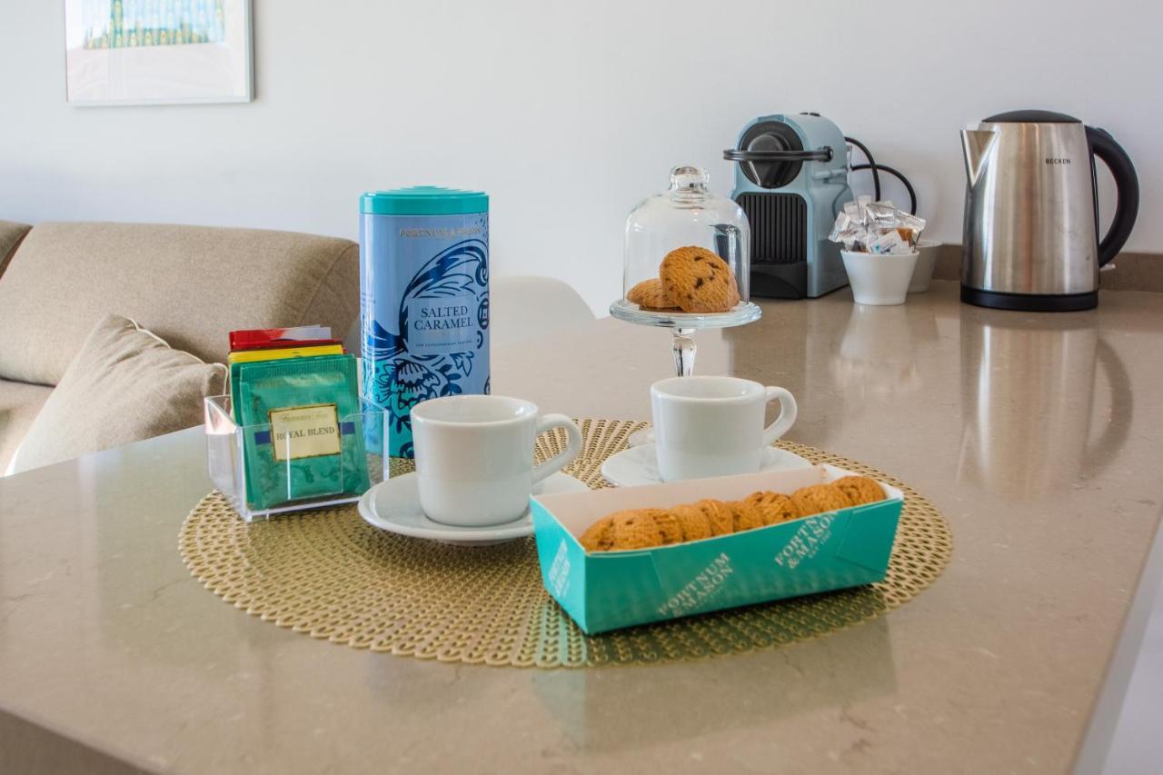 Divina Home Apartments Ла Кала де Михас Екстериор снимка