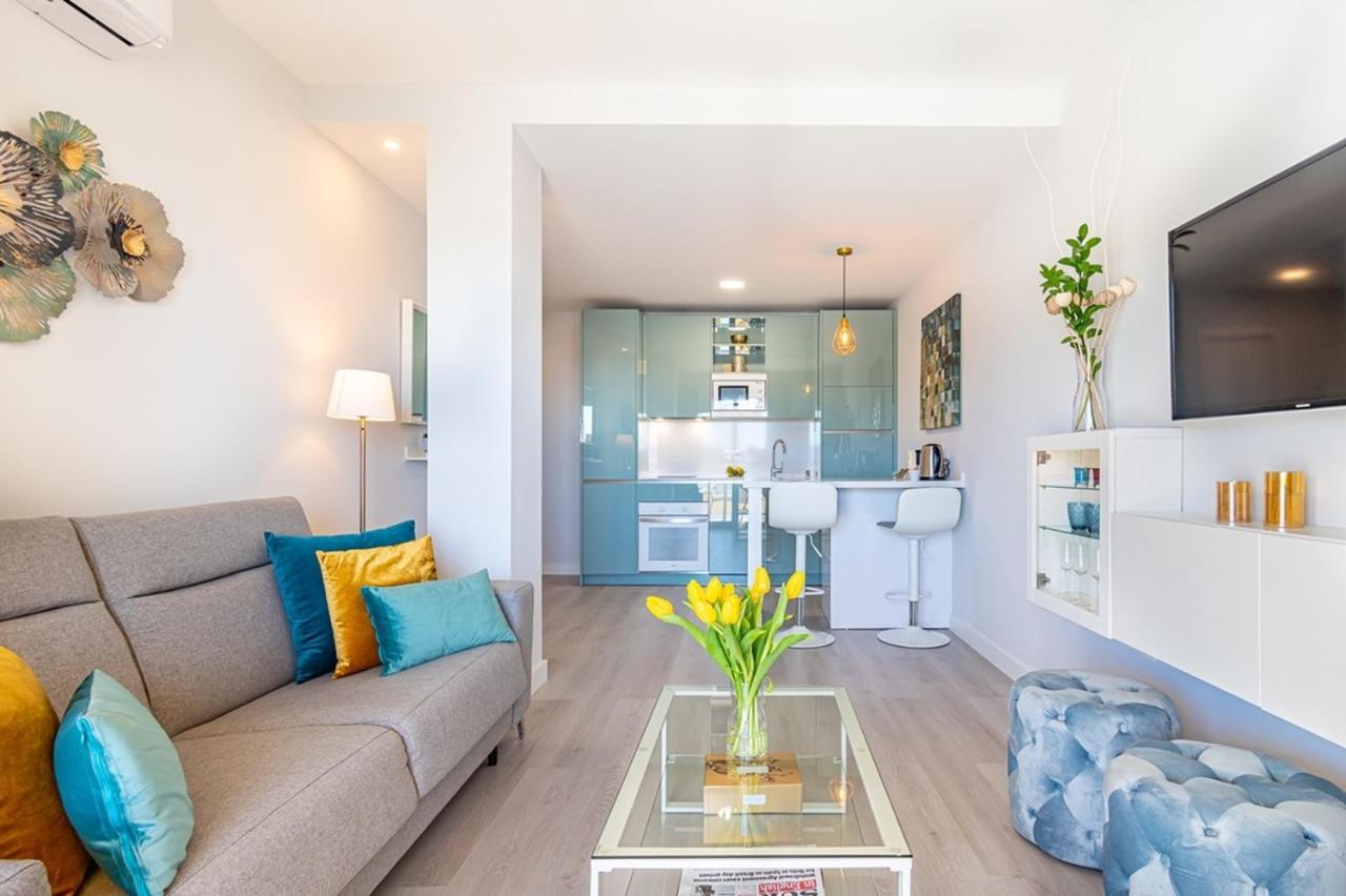Divina Home Apartments Ла Кала де Михас Екстериор снимка