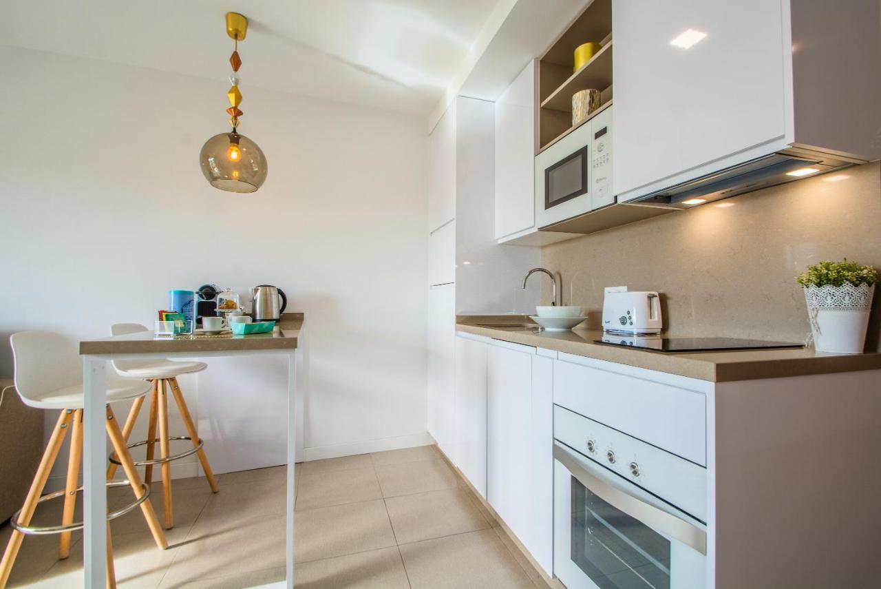 Divina Home Apartments Ла Кала де Михас Екстериор снимка