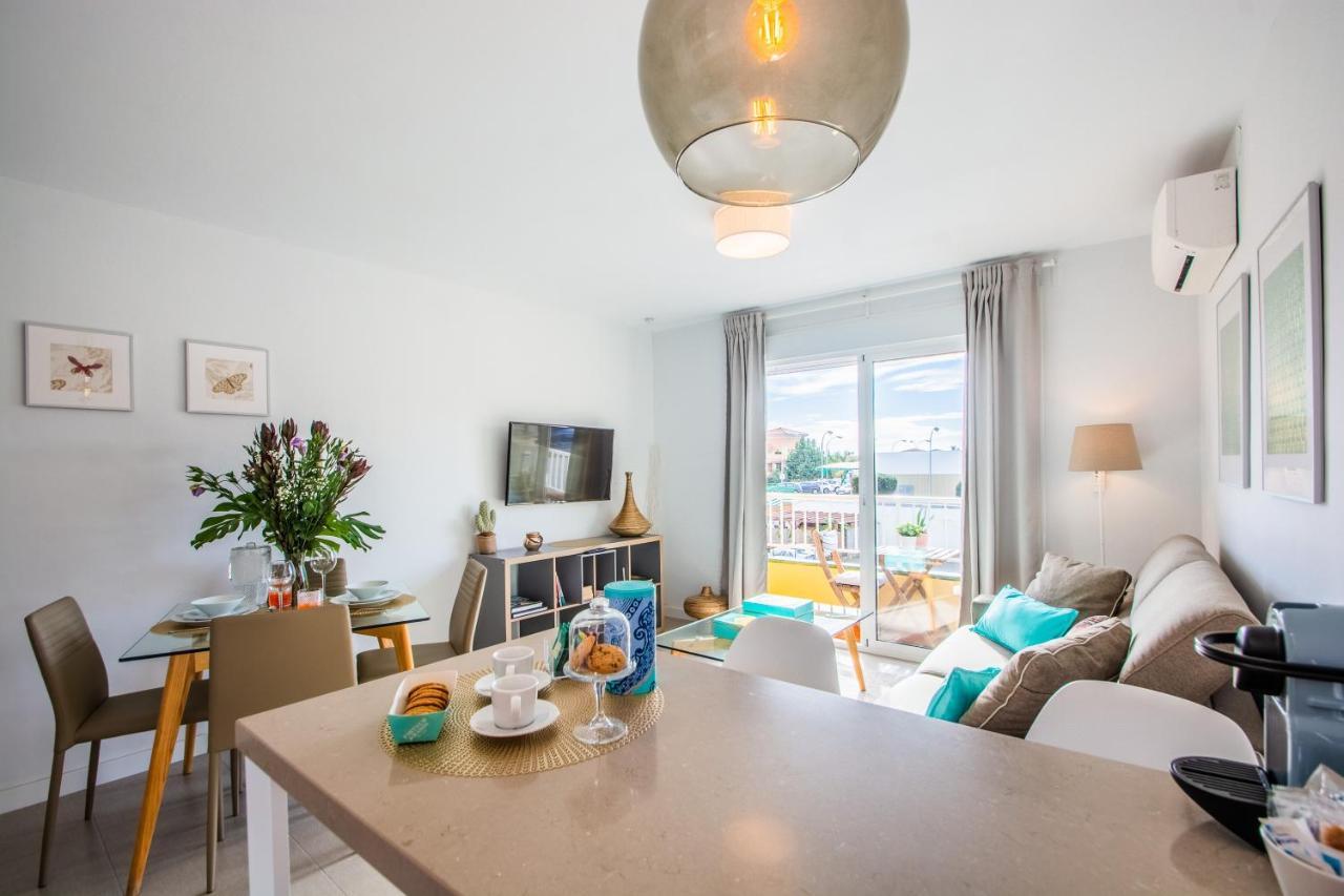 Divina Home Apartments Ла Кала де Михас Екстериор снимка